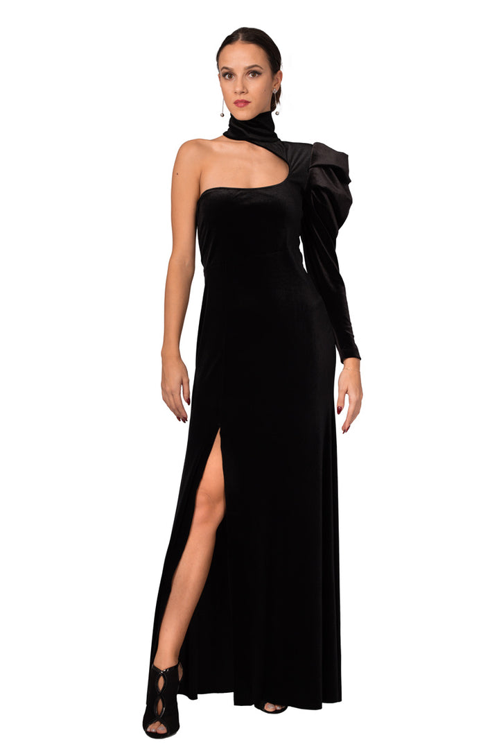 Final Sale Plus Size V-Neck Gown with Puffed Sleeves in Black Velvet | Evening  dresses plus size, Chic and curvy, Gowns